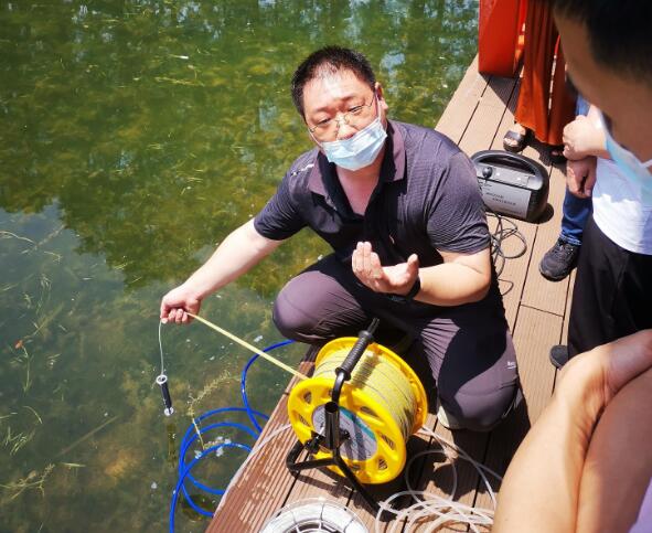 水質(zhì)監(jiān)測設(shè)備又出新花樣 水質(zhì)監(jiān)測設(shè)備又出新花樣